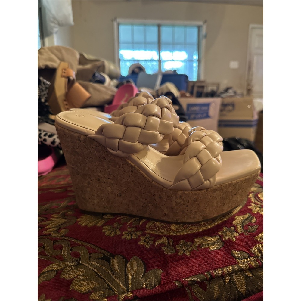 Women's  Size 9.5  Beige Juliet Holy Braided Platform Sandals